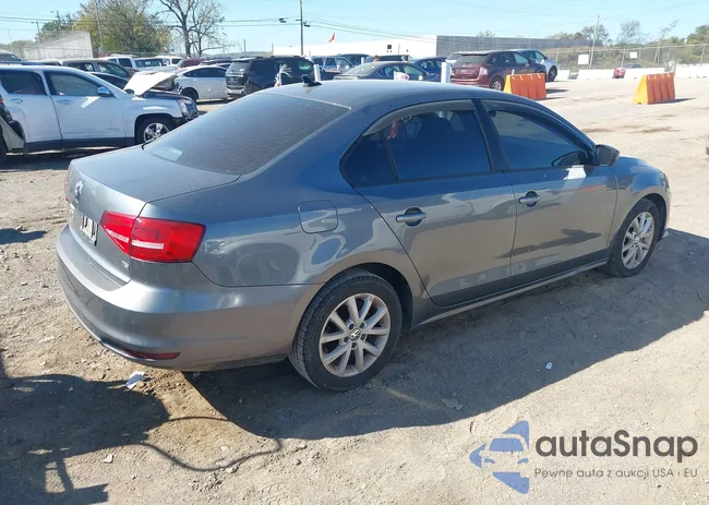 3VWD17AJ7FM285278: 43434977