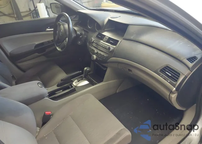 1HGCP2F46CA031851: 43434380