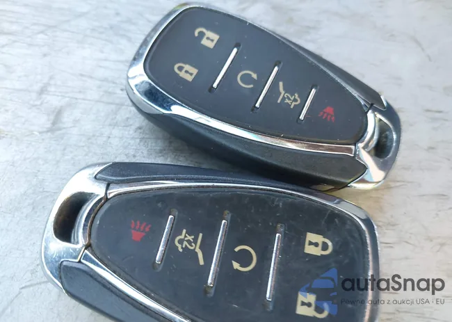 2GNAXWEX4J6204874: 43435647