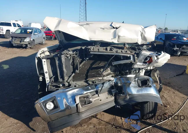 3GTU2VEC7EG438657: 43435929