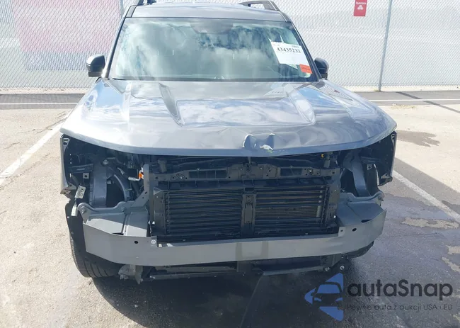 3FMCR9B6XMRA10058: 43435233