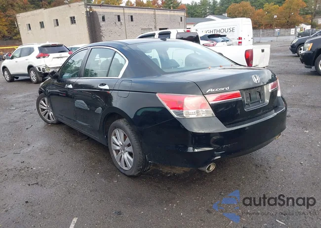 1HGCP3F8XBA008211: 43435278