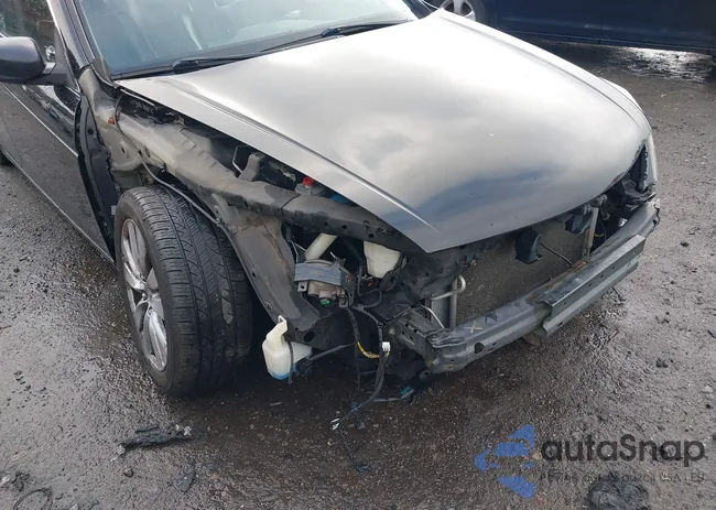 1HGCP3F8XBA008211: 43435278