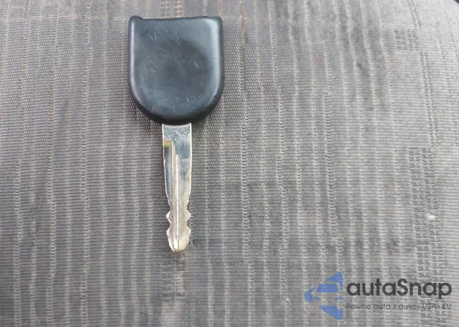 1FAHP35N49W256887: 43436744