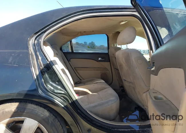 3FAHP07Z37R255115: 43437152