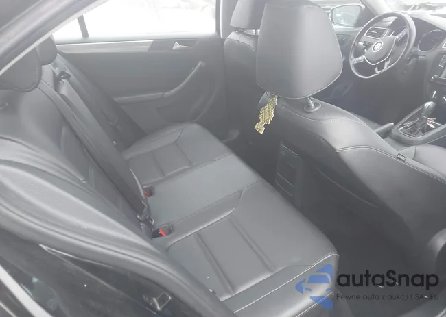 3VWDB7AJ5JM263785: 43436221