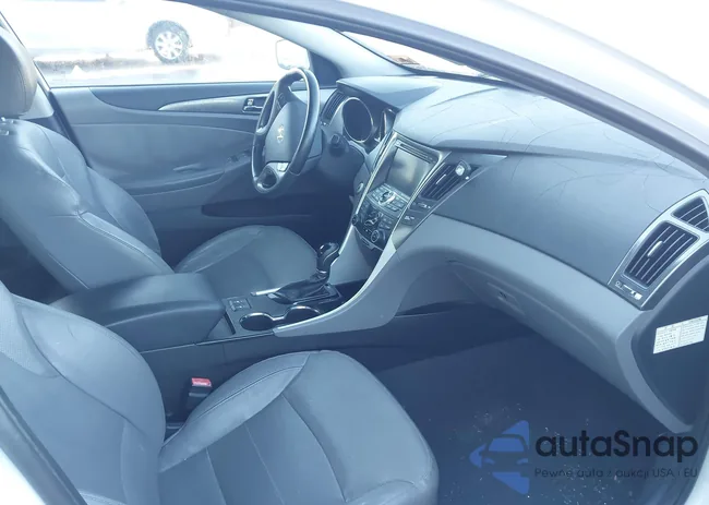 KMHEC4A40BA007013: 43436227