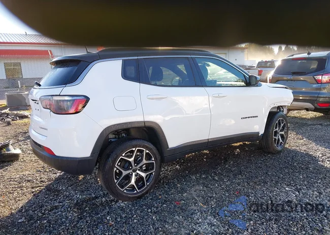 3C4NJDCN8ST555172: 43437629