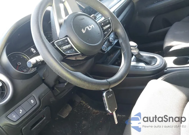 3KPF24AD2RE824213: 43437809