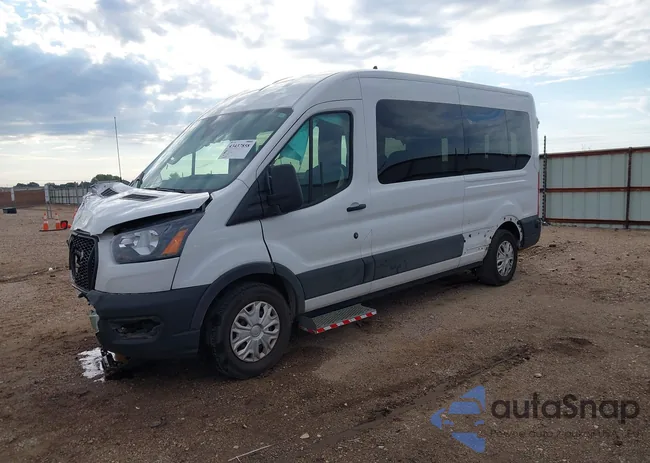 1FDAX2C8XRKA50883: 43437858