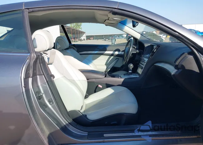 JN1CV6FE2DM770285: 43438052