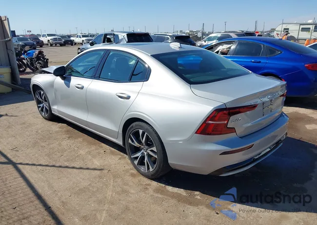 7JRL12FK9RG322432: 43438105