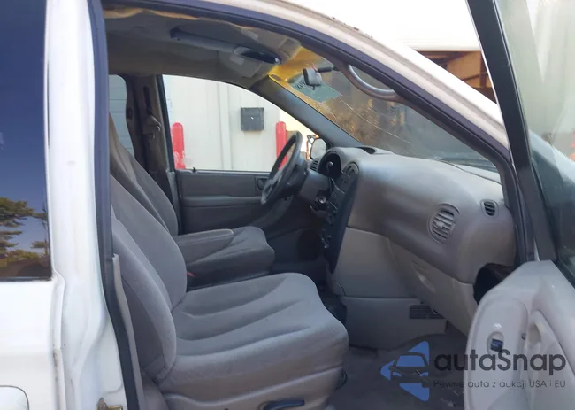 2B4GP44352R688220: 43438148