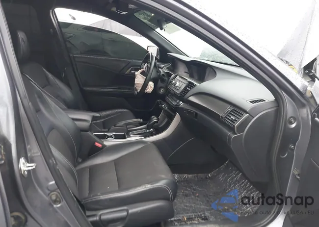 1HGCR2F5XGA189926: 43437210