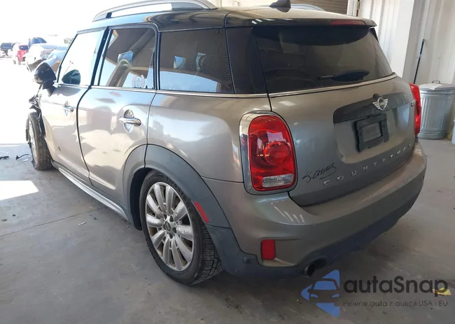 WMZYV5C38J3E02830: 43438649