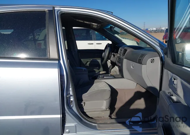 KNDJD735985845906: 43438760