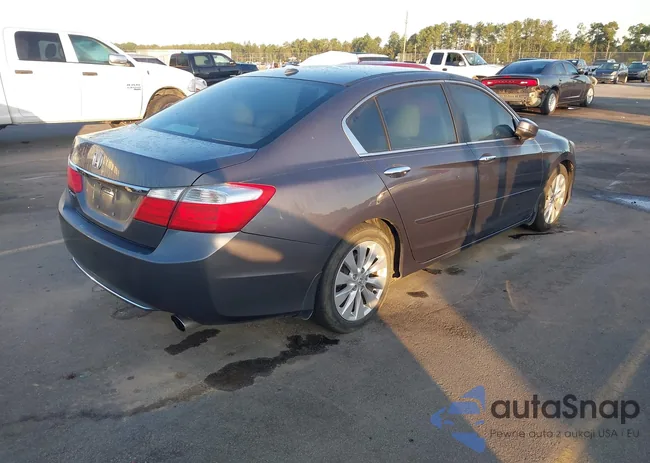 1HGCR2F82DA014821: 43438772