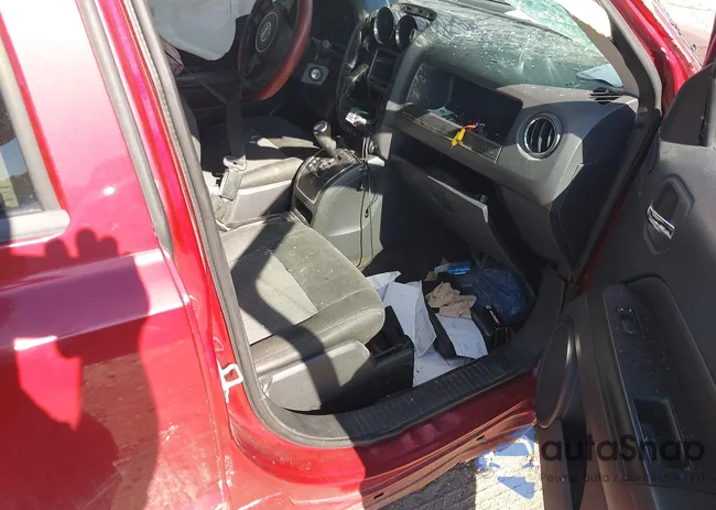 1C4NJPFB0ED704283: 43439121