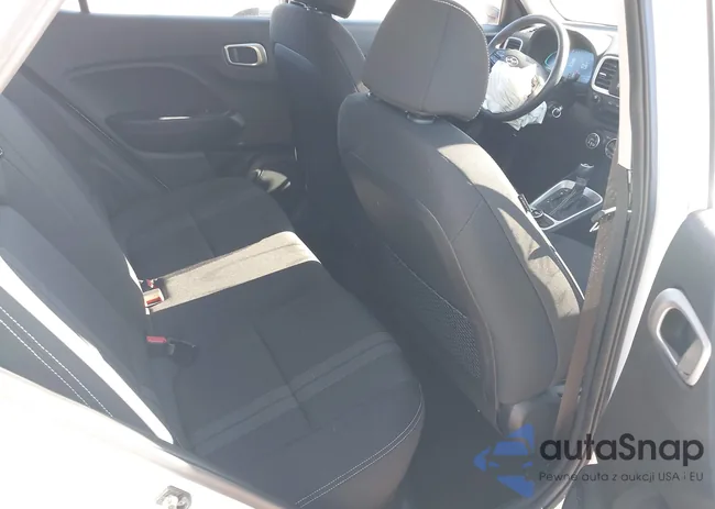 KMHRC8A32PU246701: 43438162