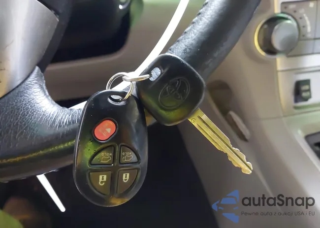 5TDBK3EHXCS156633: 43438202