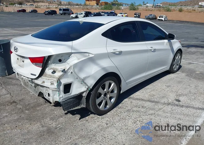 5NPDH4AE7DH233314: 43438247