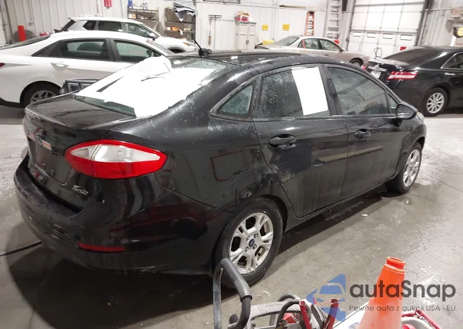 3FADP4BJXFM126744: 43438448