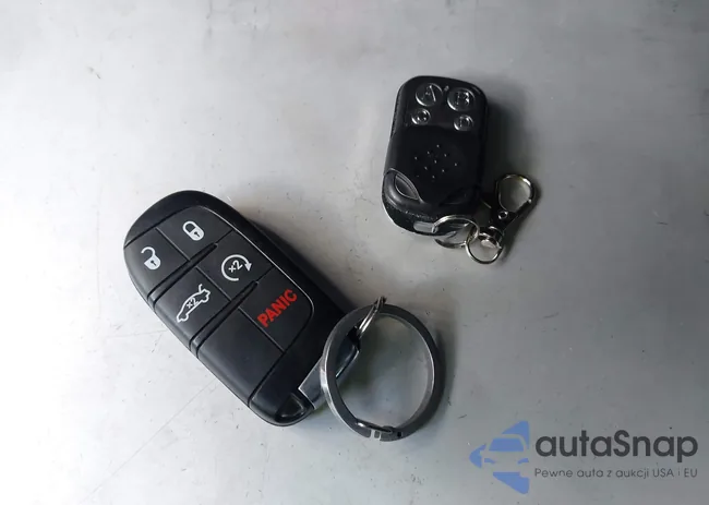 2C3CDXCTXKH737113: 43438449