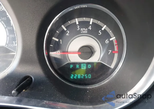 1C3CCBAB3EN209506: 43439618