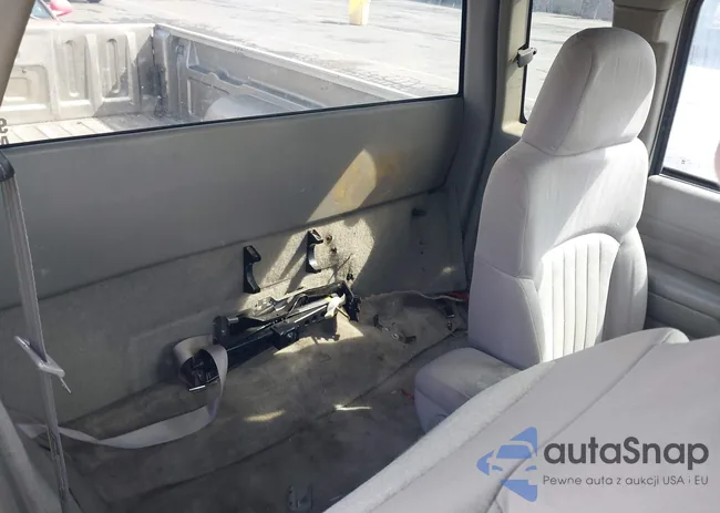 1GCCS19H138239049: 43439670