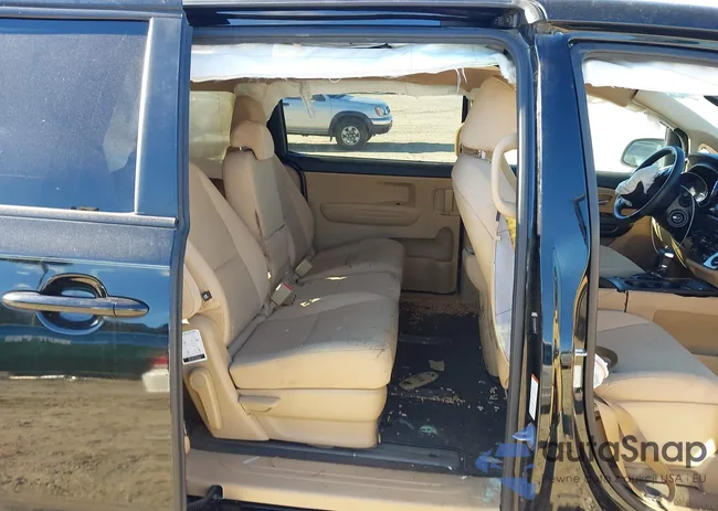 KNDMB5C10J6407098: 43439720