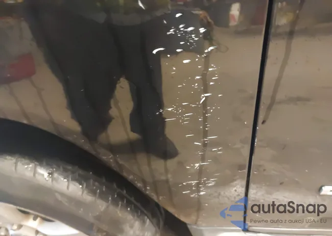 1C4NJDBB7HD107043: 43439750