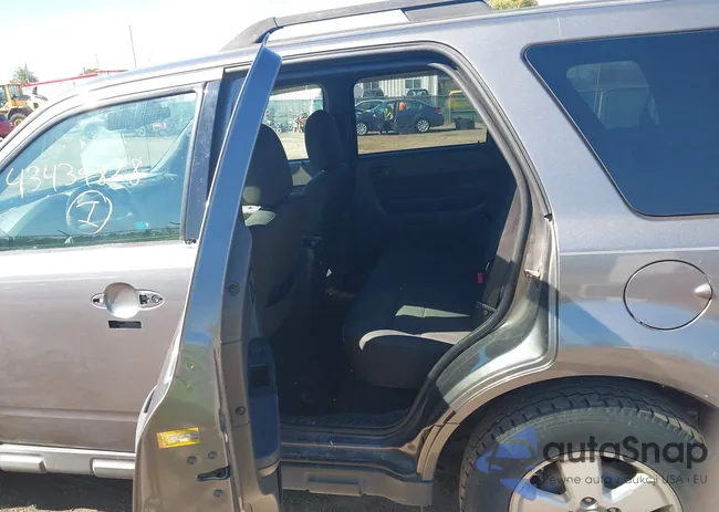 1FMCU0D76AKC62342: 43439828