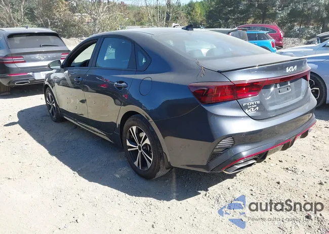 3KPF44AC4RE833965: 43439871