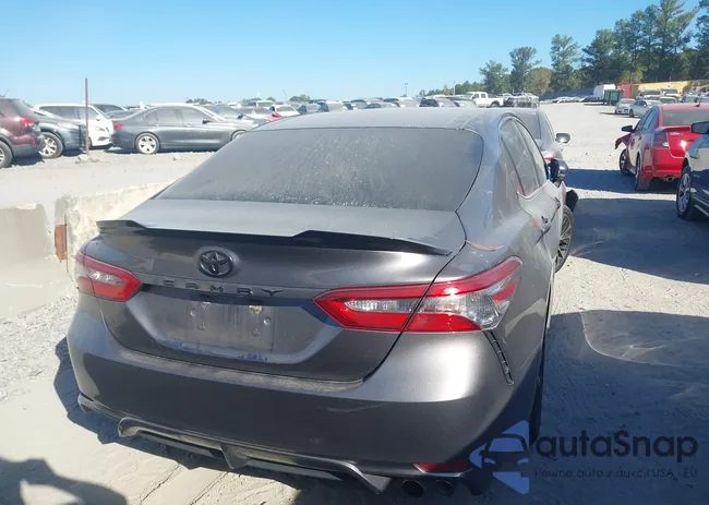 4T1B11HK5JU619880: 43439897