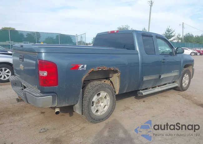 1GCRKSE37BZ369131: 43440087