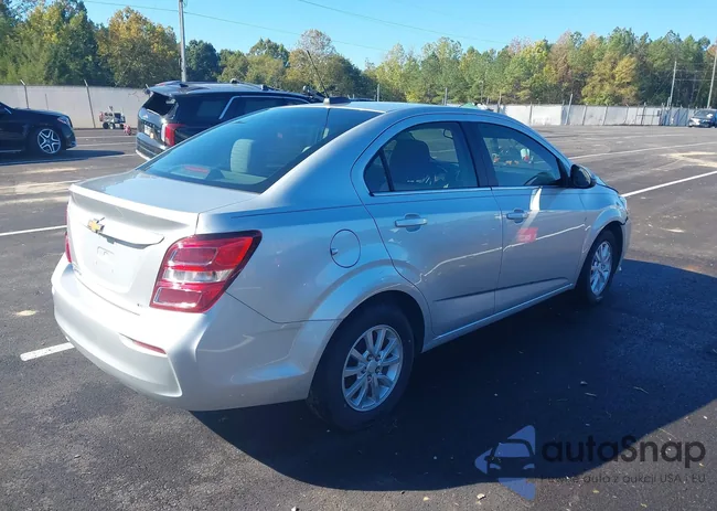 1G1JD5SB6L4125742: 43439253