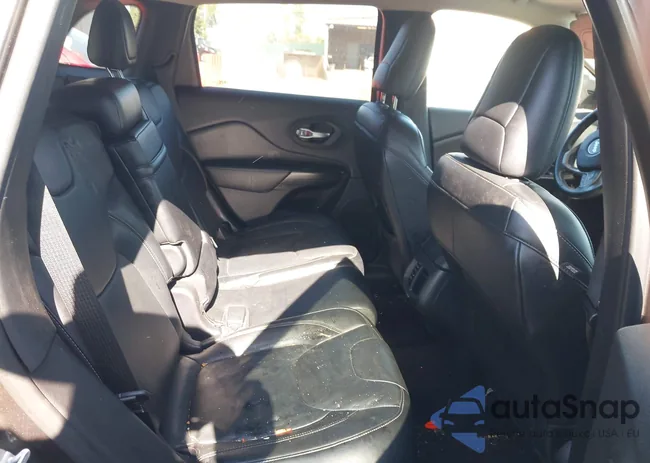 1C4PJLDB5FW547599: 43439277