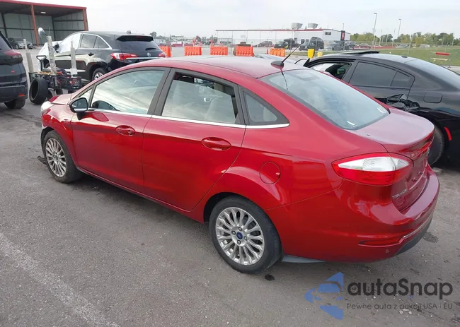 3FADP4CJ7FM175348: 43439479