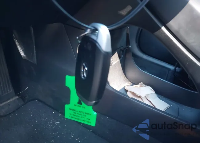 KM8R24HE4NU404732: 43439492