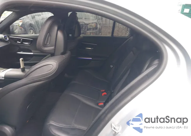 W1KAF4HBXNR048338: 43440621