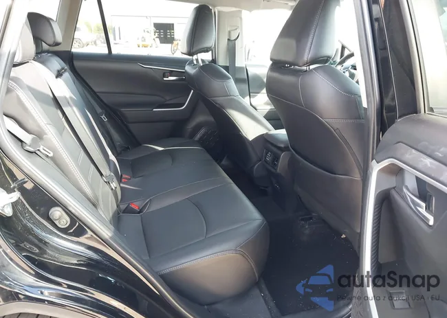 2T3A1RFV3NW302247: 43440632