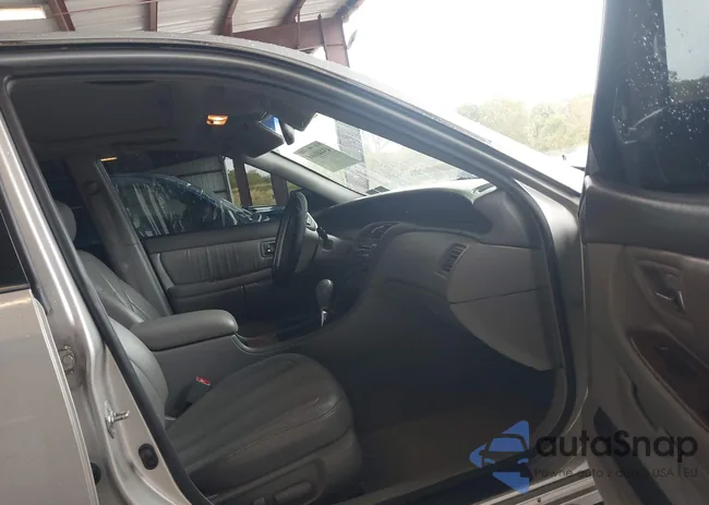 4T1BF28B72U255762: 43440684