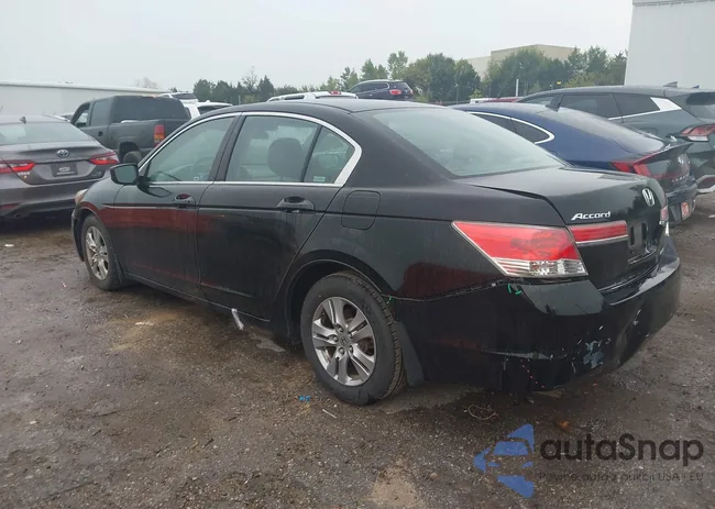 1HGCP2F64BA063715: 43440728