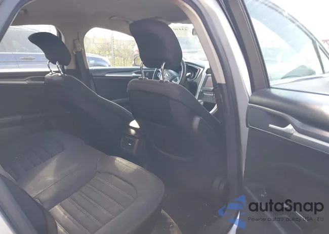 3FA6P0H72DR138688: 43440751