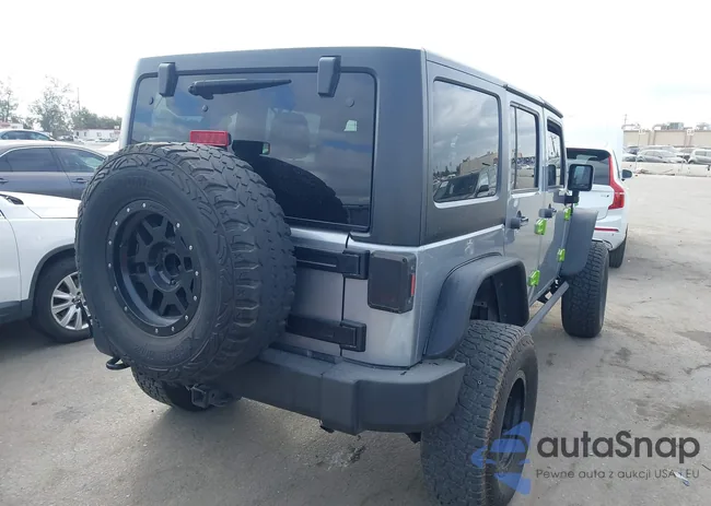 1C4BJWDG0JL805688: 43440812