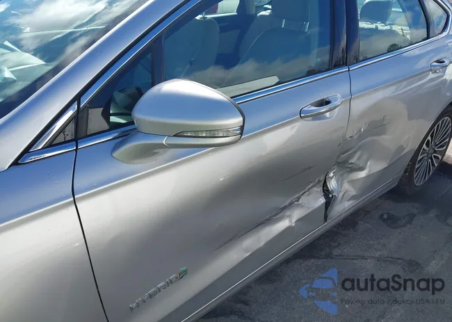 3FA6P0RUXJR141547: 43440936