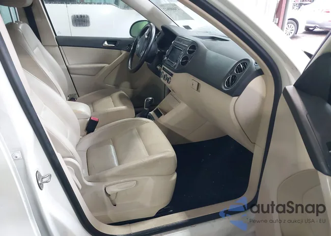 WVGBV7AX3DW512820: 43440942