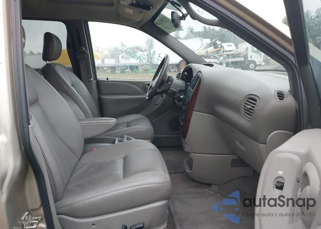 2C8GP54L93R372831: 43441117