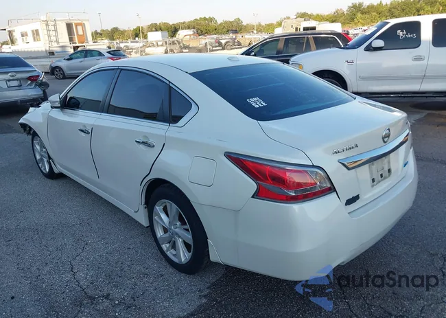 1N4AL3AP2EC124727: 43441118