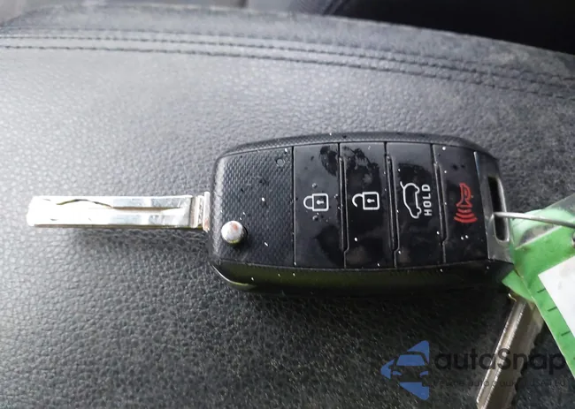 KNDPBCAC9F7756901: 43440177